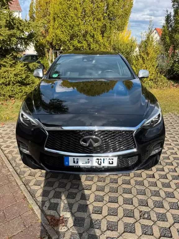 Infiniti Q30 S 1.6t DCT FWD Sport 12/2016-photo-3