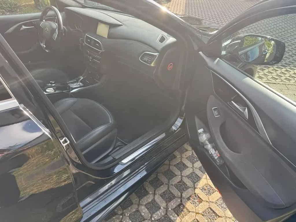 Infiniti Q30 S 1.6t DCT FWD Sport 12/2016-photo-6