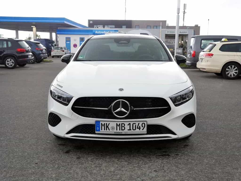 Mercedes-Benz A 180 Limo Progressive Line Advanced Plus Standh 03/2026-photo-3