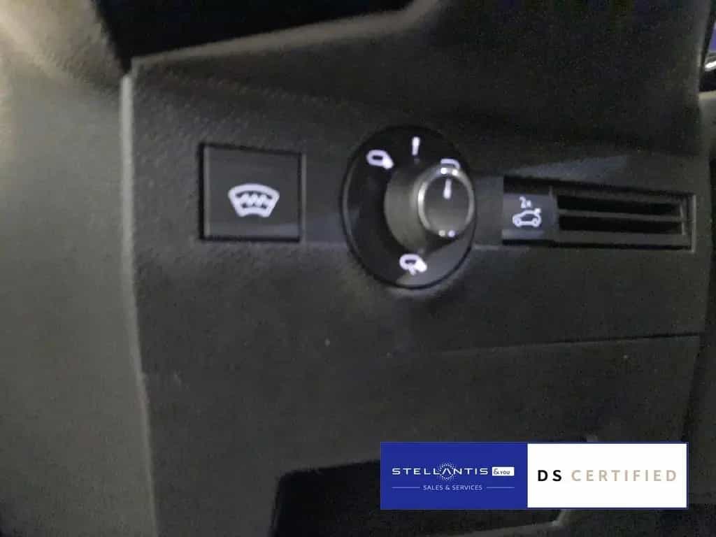 DS Automobiles DS7 (Crossback) DS7 Crossback 1.5 BlueHDi 130 Performance Line + 02/2024-photo-19