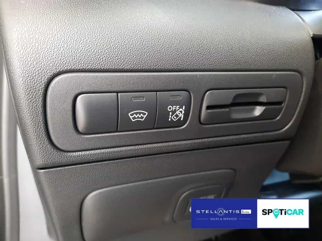 Citroën C3 Aircross Shine Pack 130 EAT 01/2023-photo-16