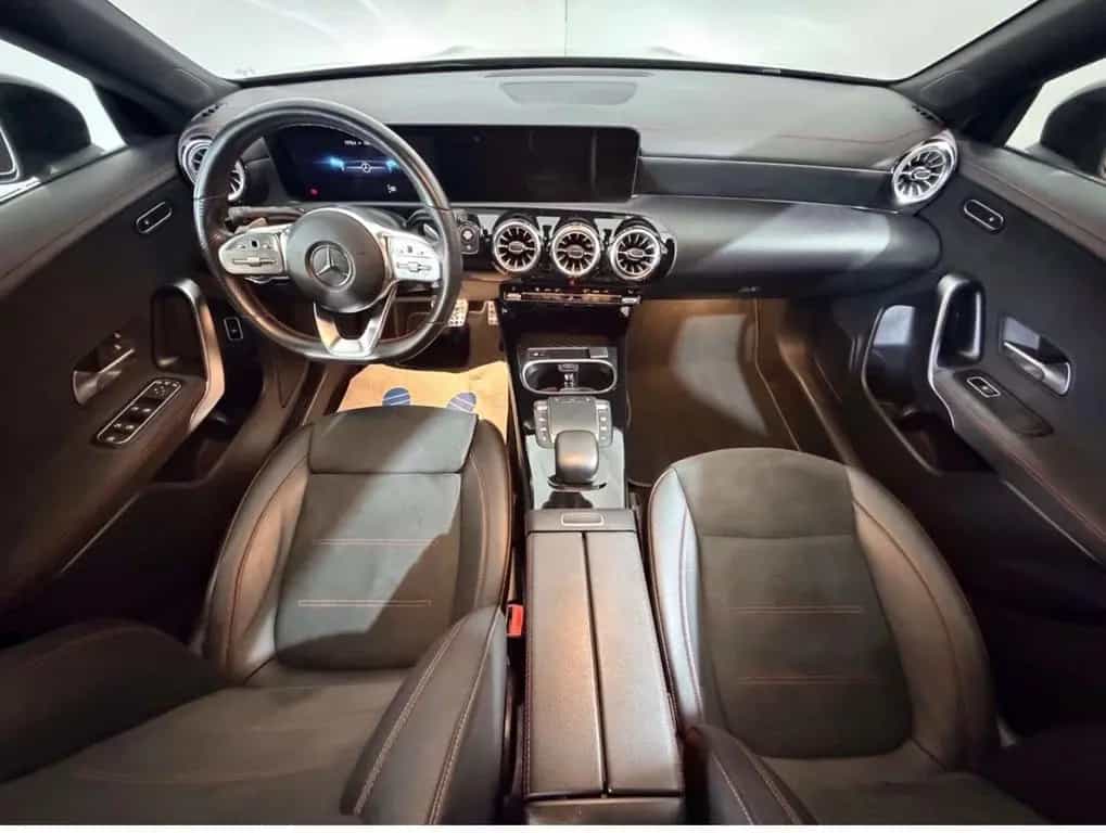 Mercedes-Benz CLA 200 - AMG Line Night Edition 04/2019-photo-3