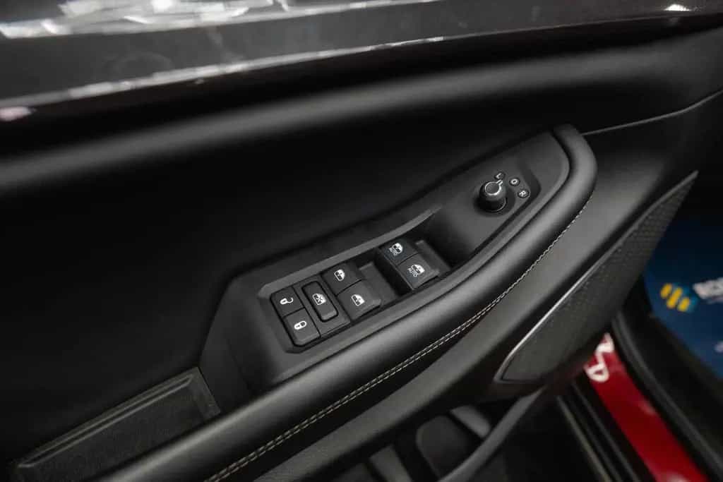 Jeep Grand Cherokee 3.6 4x4 Altitude L ACC Kamera 19% 07/2022-photo-34