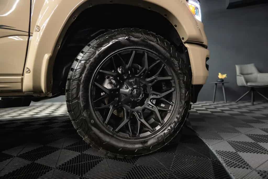 Dodge RAM 5.7 V8 HEMI 4x4 ARMY STYLE Offroad LONGBED 07/2019-photo-10