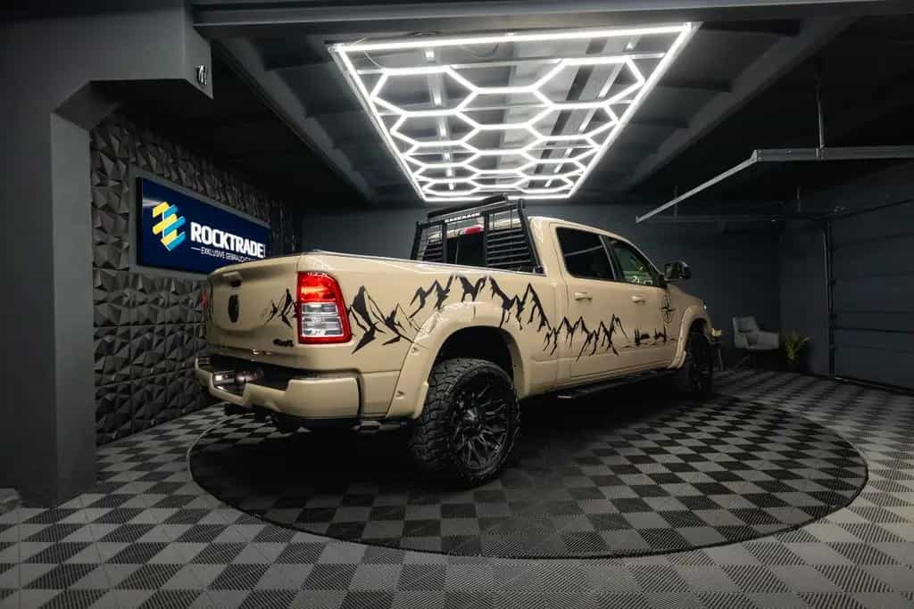 Dodge RAM 5.7 V8 HEMI 4x4 ARMY STYLE Offroad LONGBED 07/2019-photo-11