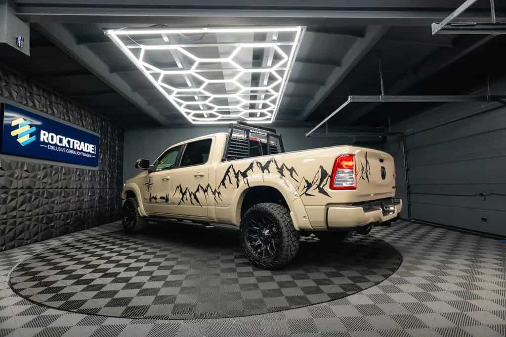 Dodge RAM 5.7 V8 HEMI 4x4 ARMY STYLE Offroad LONGBED 07/2019-photo-15