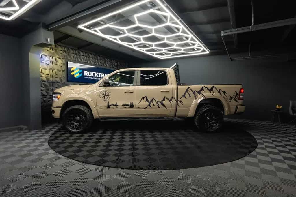 Dodge RAM 5.7 V8 HEMI 4x4 ARMY STYLE Offroad LONGBED 07/2019-photo-16