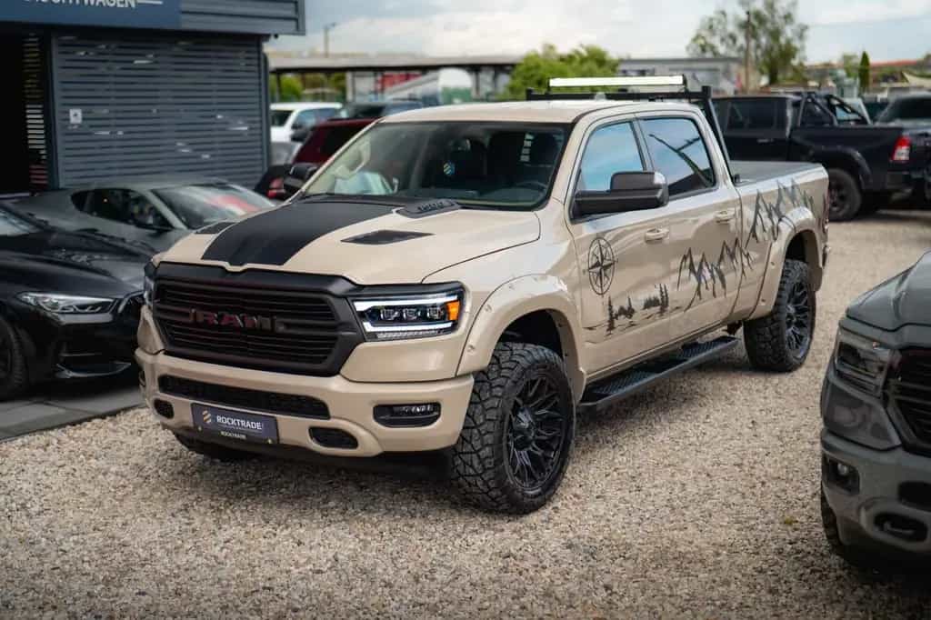 Dodge RAM 5.7 V8 HEMI 4x4 ARMY STYLE Offroad LONGBED 07/2019-photo-17