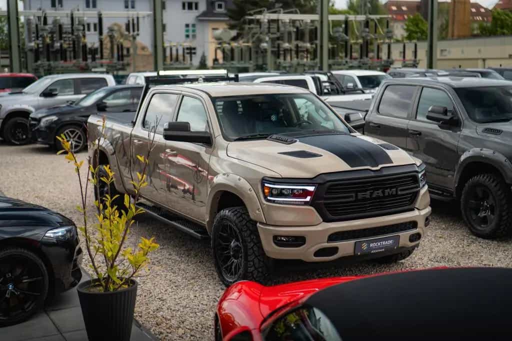 Dodge RAM 5.7 V8 HEMI 4x4 ARMY STYLE Offroad LONGBED 07/2019-photo-20