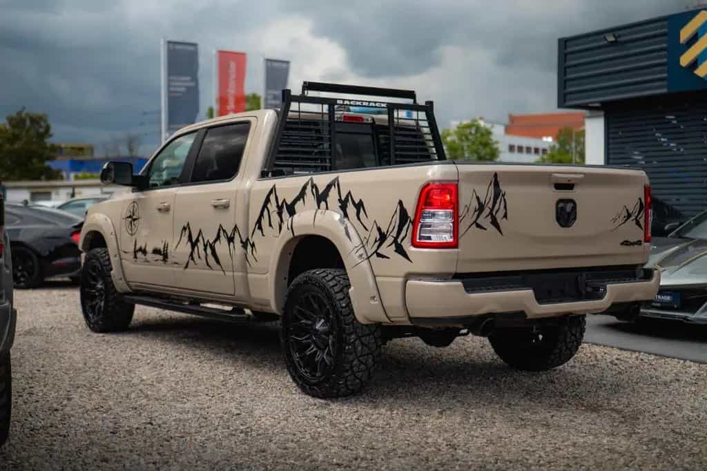 Dodge RAM 5.7 V8 HEMI 4x4 ARMY STYLE Offroad LONGBED 07/2019-photo-24