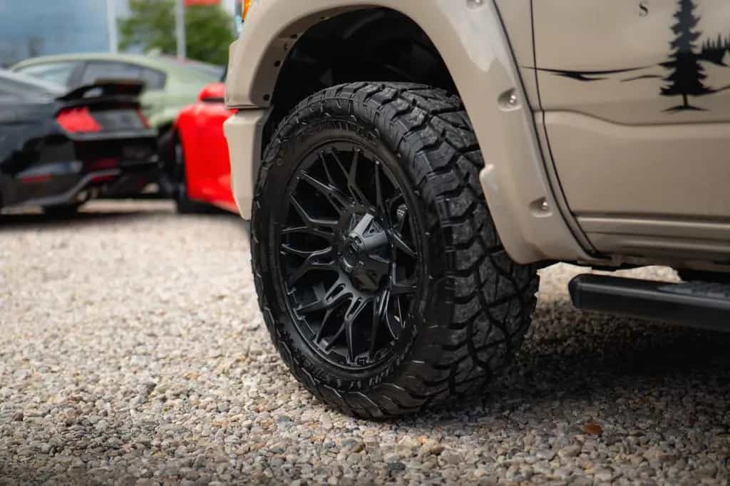 Dodge RAM 5.7 V8 HEMI 4x4 ARMY STYLE Offroad LONGBED 07/2019-photo-25