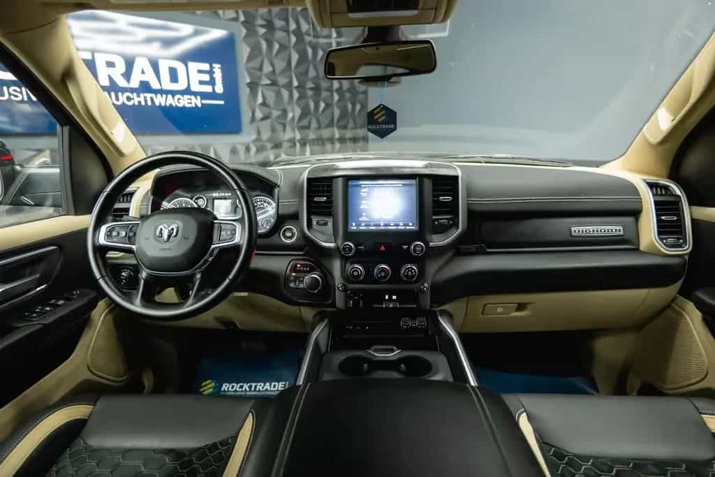 Dodge RAM 5.7 V8 HEMI 4x4 ARMY STYLE Offroad LONGBED 07/2019-photo-27