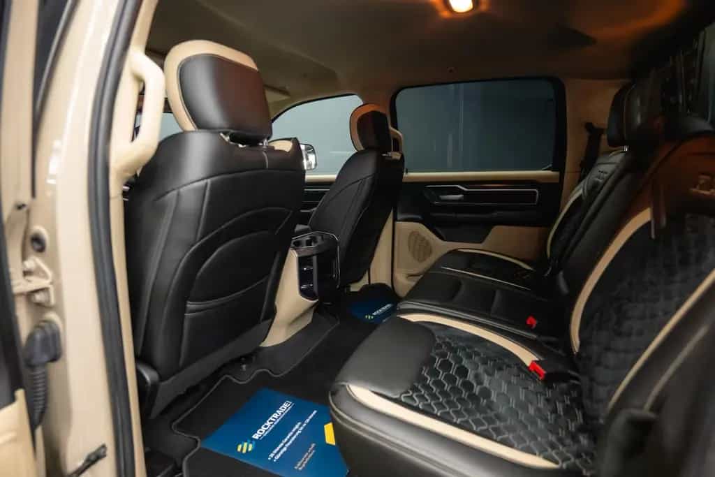 Dodge RAM 5.7 V8 HEMI 4x4 ARMY STYLE Offroad LONGBED 07/2019-photo-42