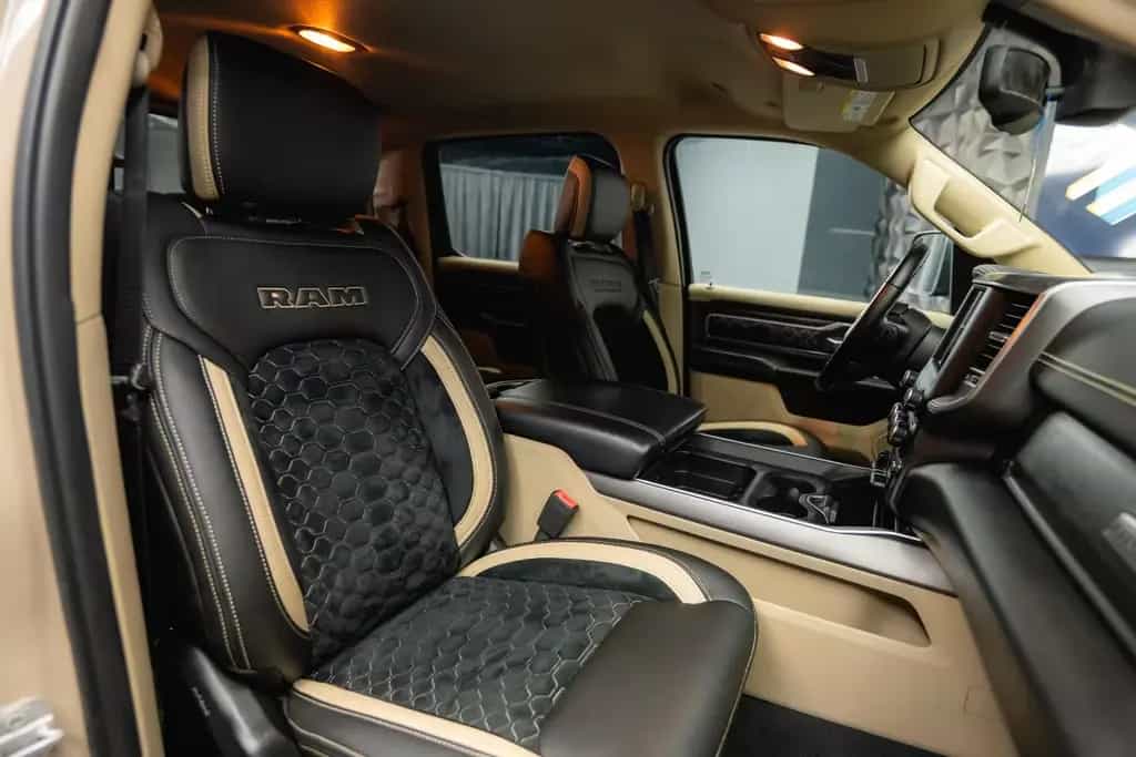 Dodge RAM 5.7 V8 HEMI 4x4 ARMY STYLE Offroad LONGBED 07/2019-photo-47