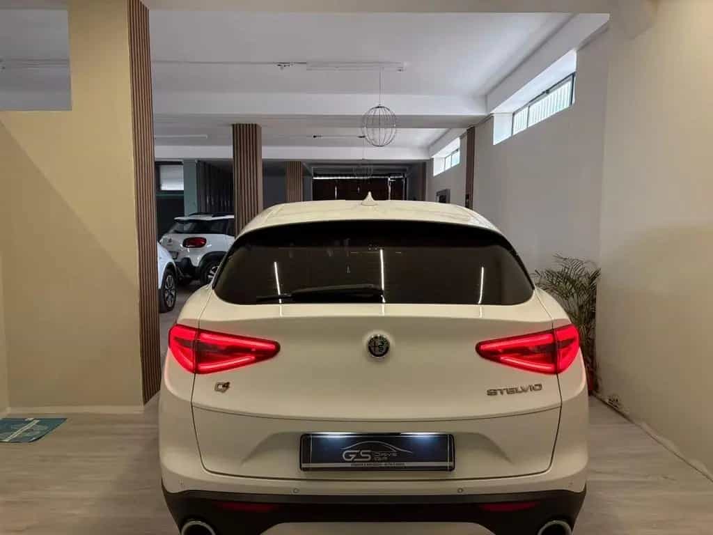 Alfa Romeo Stelvio 2.2 TDI 210CV Veloce AT8 Q4 06/2019-photo-7