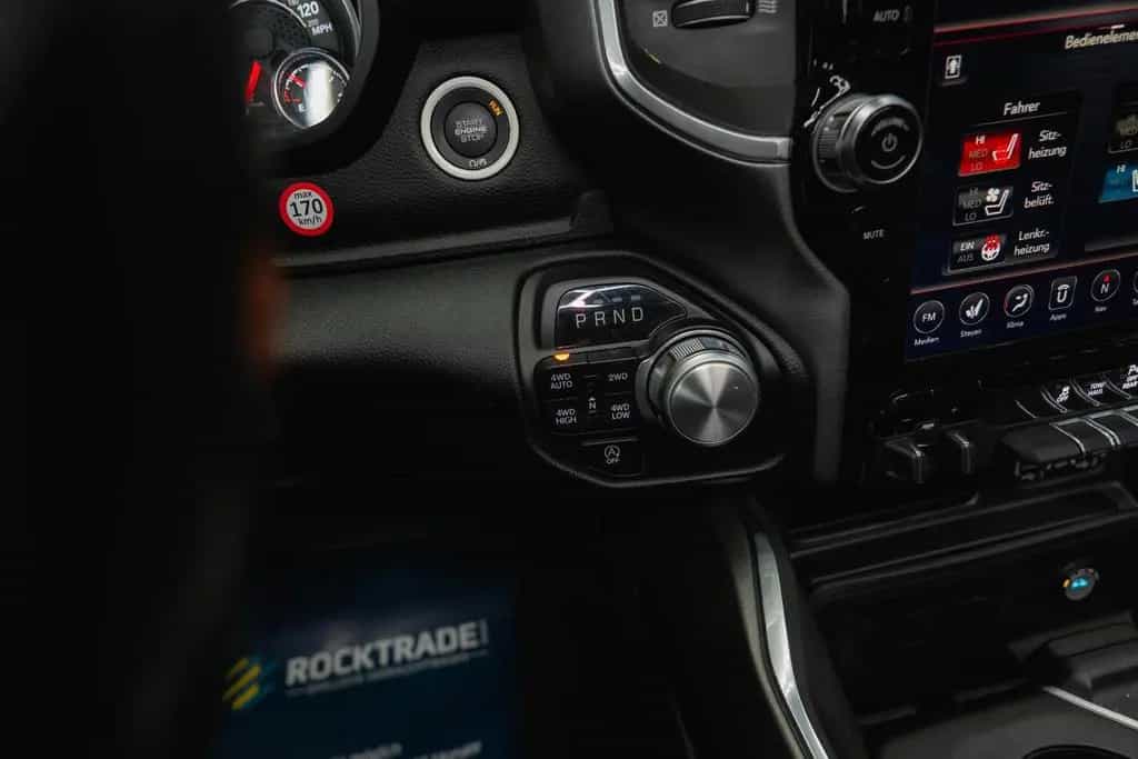 Dodge RAM 5.7 V8 HEMI 4x4 LARAMIE LPG Offroad-Bodylift 11/2020-photo-29
