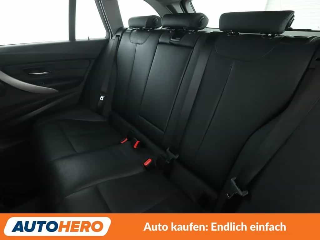 BMW 330 i Advantage Aut.*NAVI*CAM*SHZ*TEMPO* 02/2018-photo-13