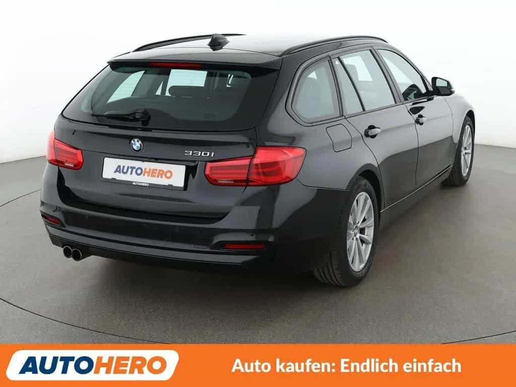 BMW 330 i Advantage Aut.*NAVI*CAM*SHZ*TEMPO* 02/2018-photo-5