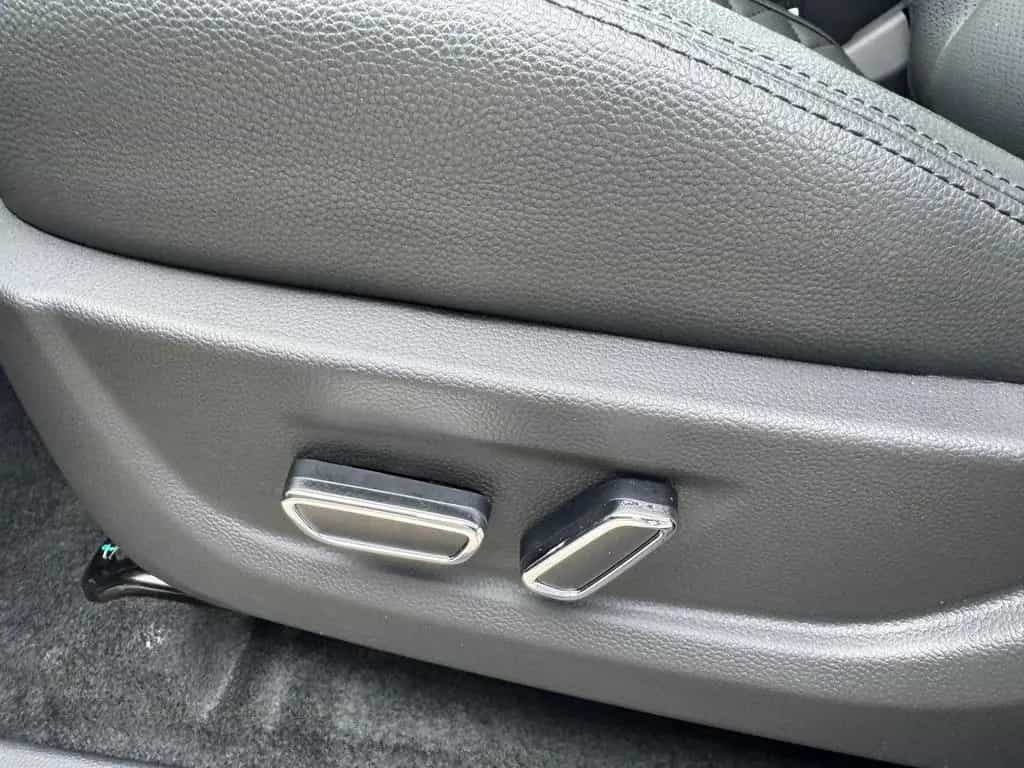 Foton 3 4x4 AUTOMATIK*DOKA*360*LEDER*SOFORT null-photo-18