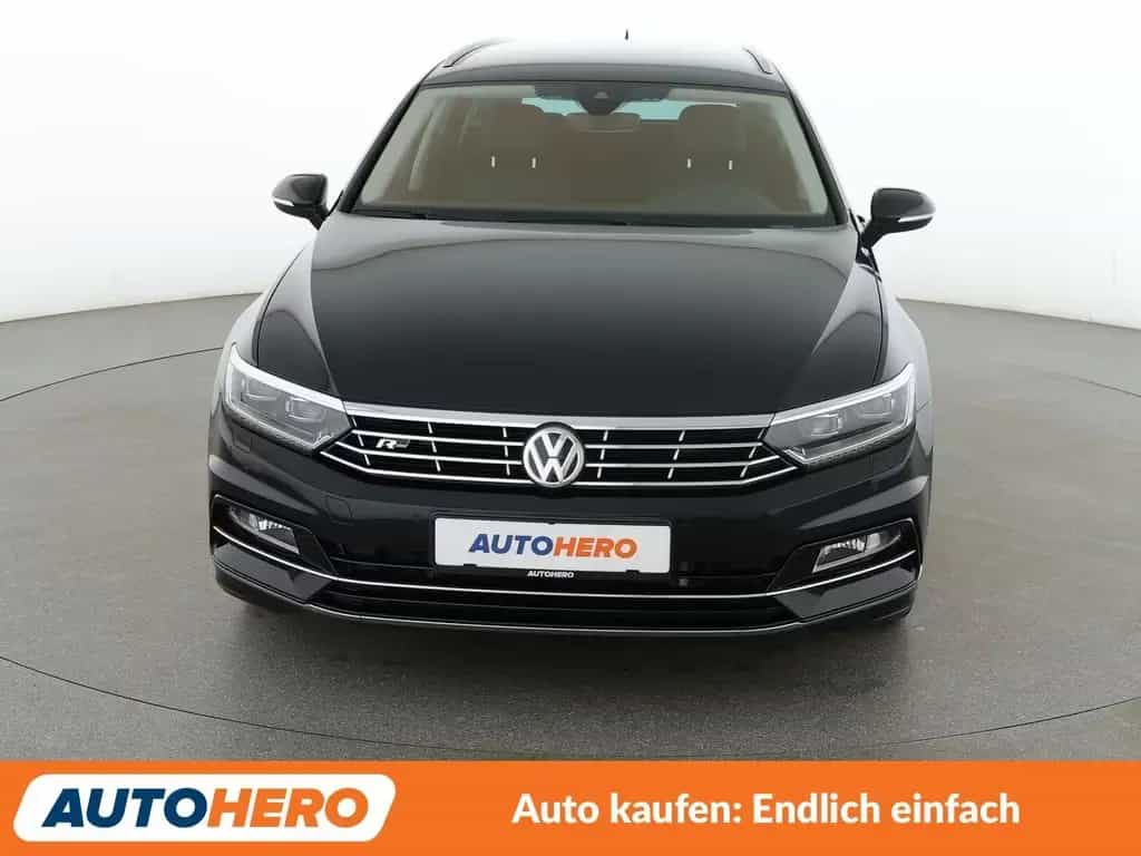 Volkswagen Passat 1.8 TSI Highline BMT Aut.*NAVI*LED*PDC* 02/2018-photo-8