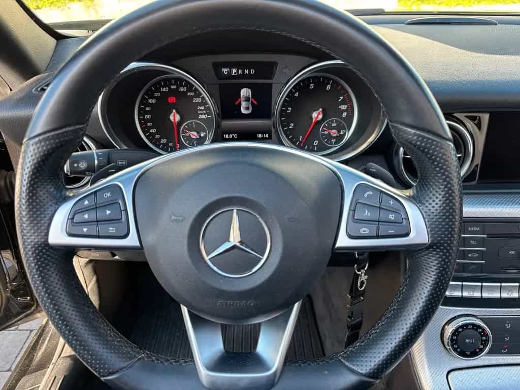 Mercedes-Benz SLC 200 Roadster Cabrio 2019 04/2019-photo-8
