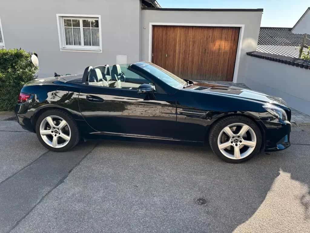 Mercedes-Benz SLC 200 Roadster Cabrio 2019 04/2019-photo-9
