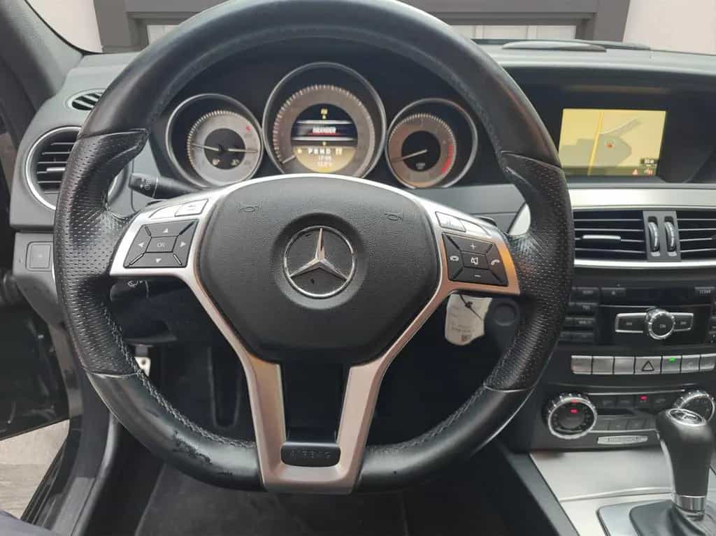 Mercedes-Benz C 180 T CGI *AMG LINE*Automatik*AHK*Scheckheftge 06/2012-photo-13