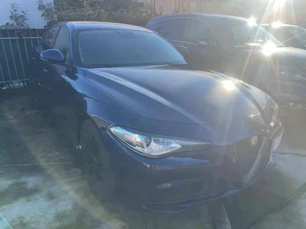 Alfa Romeo Giulia 2.2 Turbodiesel 160 CV Super 12/2018-photo-3