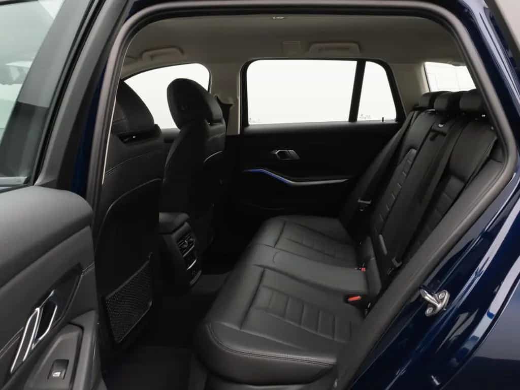 BMW 320 d xD Sport Line Kamera Laser HiFi AHK Komfort 07/2022-photo-25