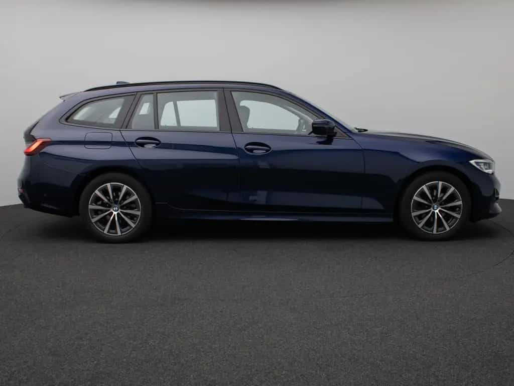BMW 320 d xD Sport Line Kamera Laser HiFi AHK Komfort 07/2022-photo-4
