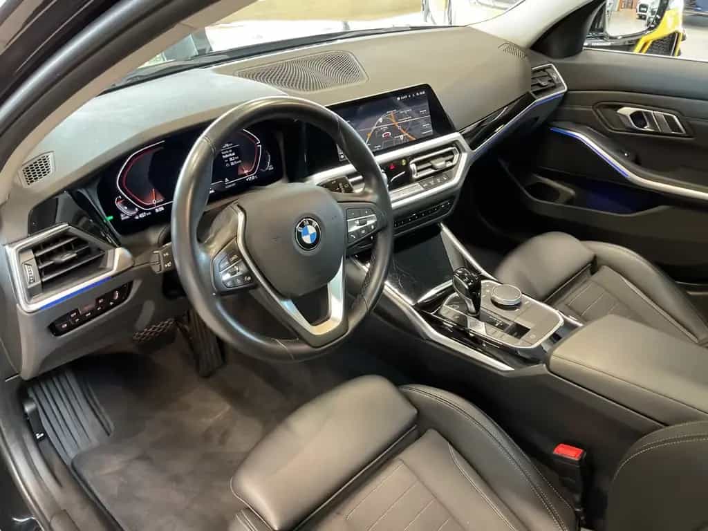 BMW 320 d Touring Sport Line Laserl. LiveC. Pano 03/2022-photo-7