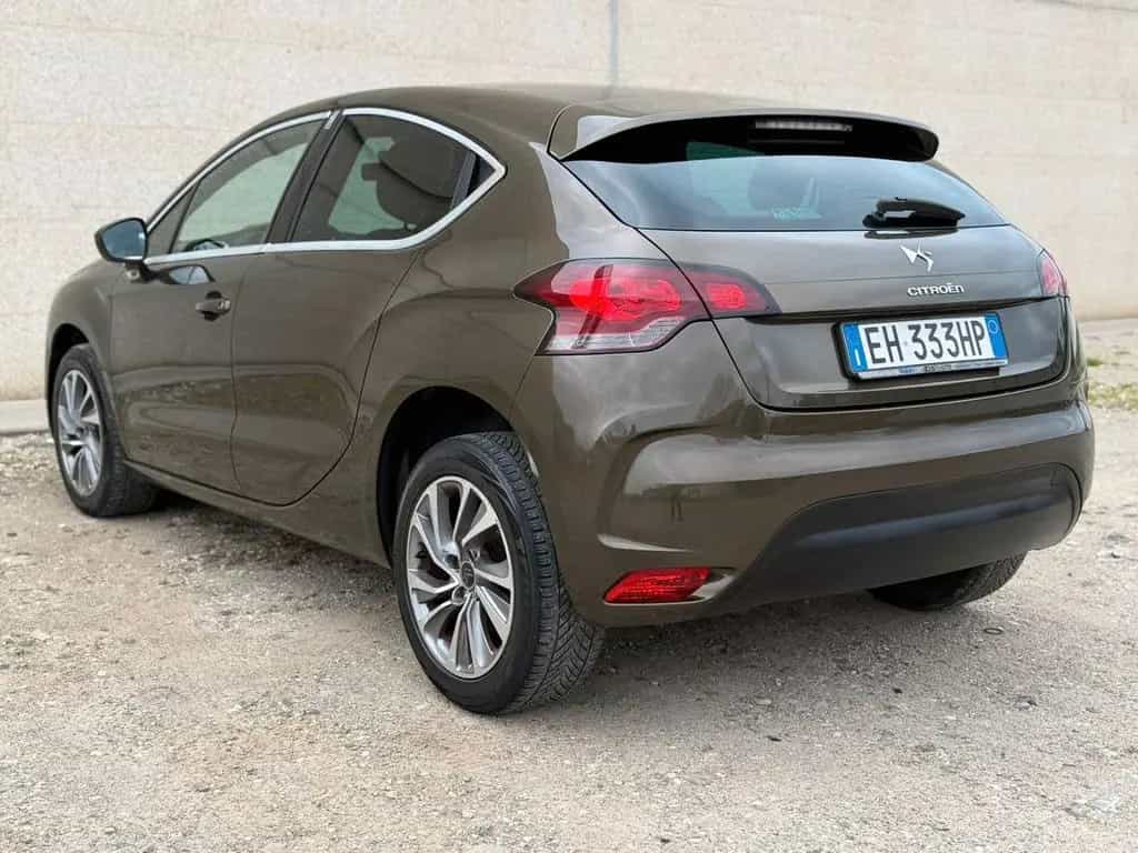 DS Automobiles DS4 1.6 e-HDi Berlina 110cv Euro 5B 12/2012-photo-6
