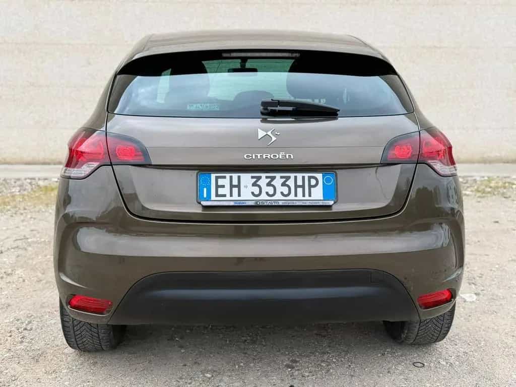 DS Automobiles DS4 1.6 e-HDi Berlina 110cv Euro 5B 12/2012-photo-7