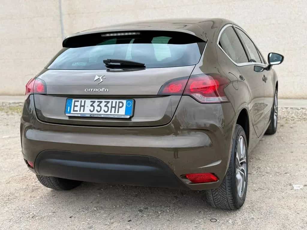 DS Automobiles DS4 1.6 e-HDi Berlina 110cv Euro 5B 12/2012-photo-8