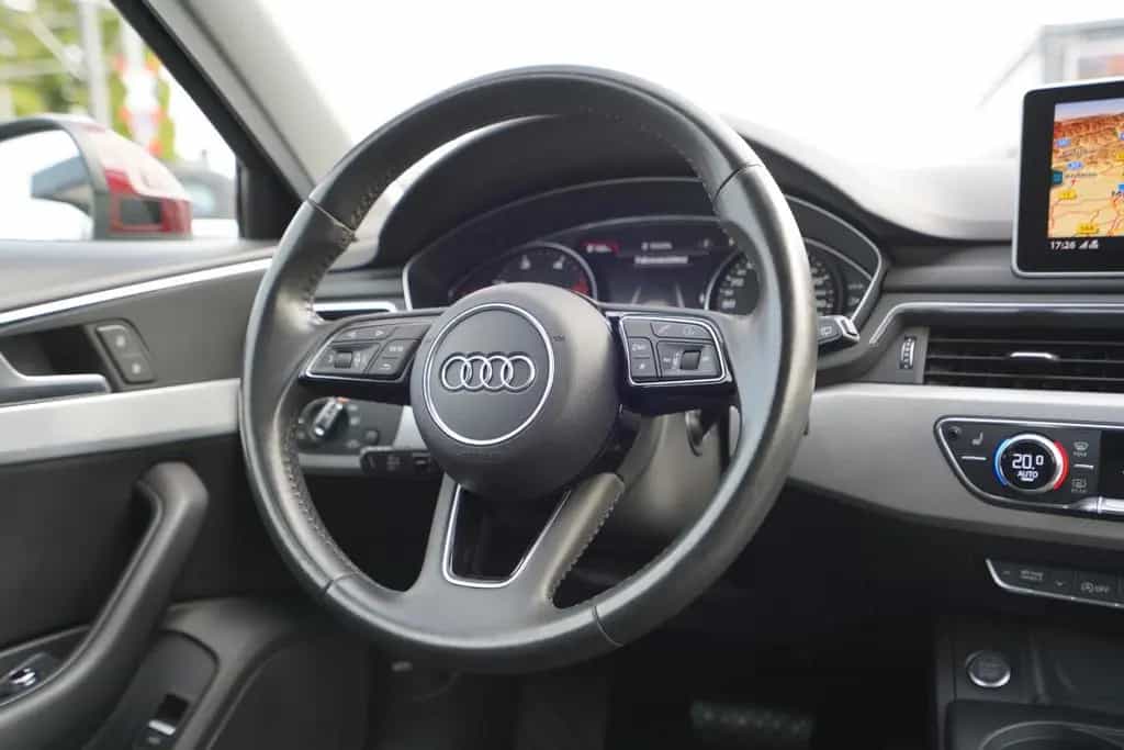Audi A4 40 TDI*Quattro*Kamera*Sthz.*AHK*ACC*Massage 03/2019-photo-16