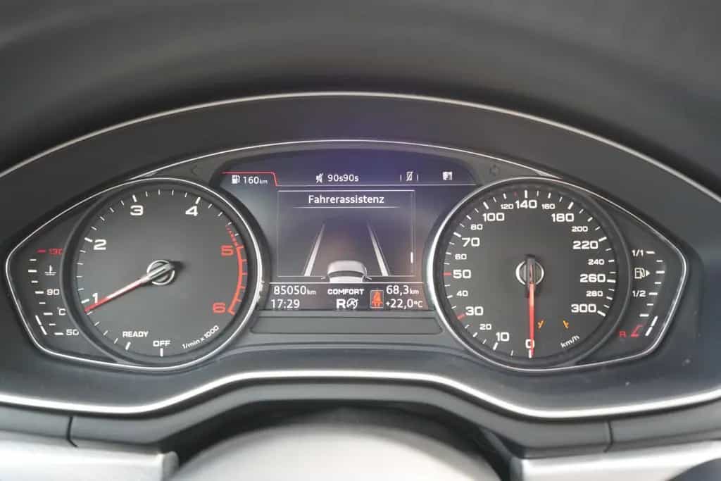 Audi A4 40 TDI*Quattro*Kamera*Sthz.*AHK*ACC*Massage 03/2019-photo-39
