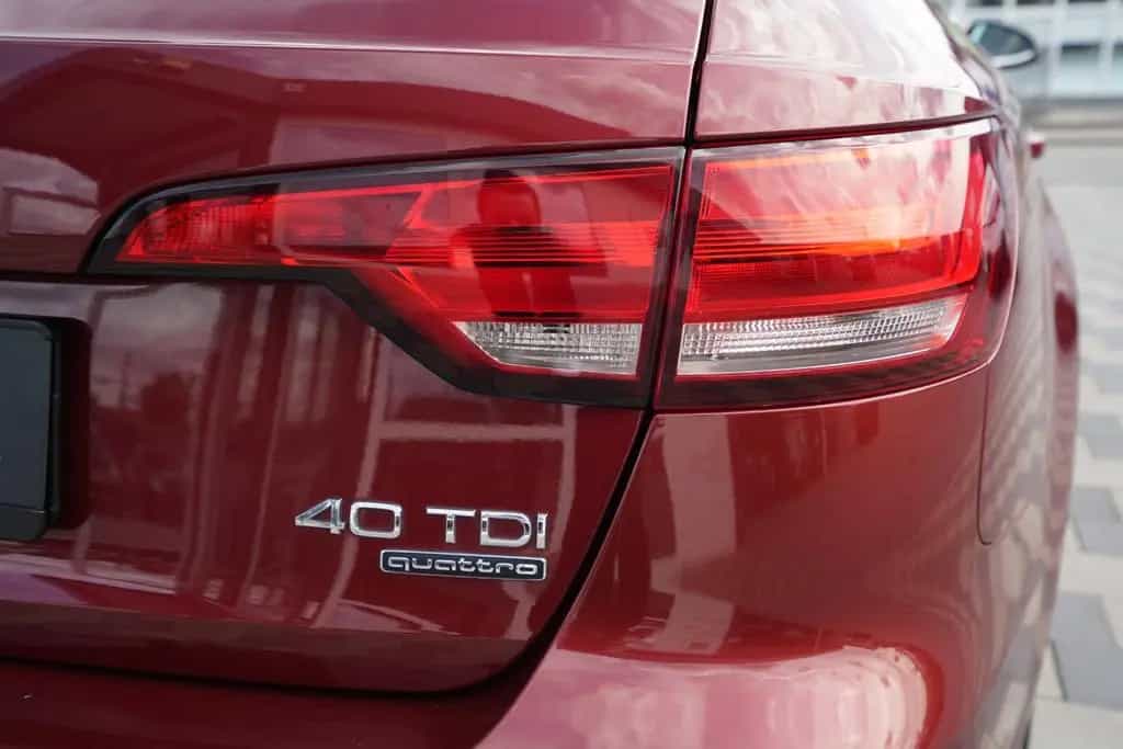 Audi A4 40 TDI*Quattro*Kamera*Sthz.*AHK*ACC*Massage 03/2019-photo-45