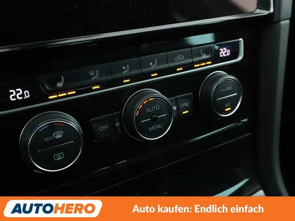 Volkswagen Golf VII 1.5 TSI ACT Highline BlueMotion Tech 12/2017-photo-23