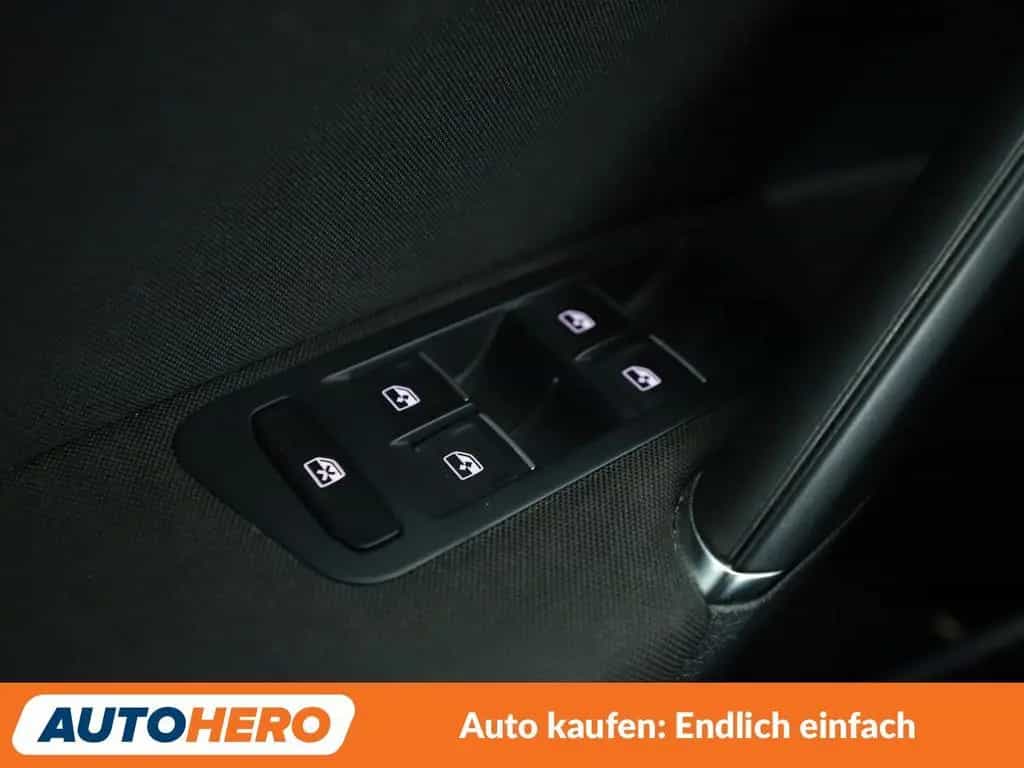 Volkswagen Golf VII 1.5 TSI ACT Highline BlueMotion Tech 12/2017-photo-25