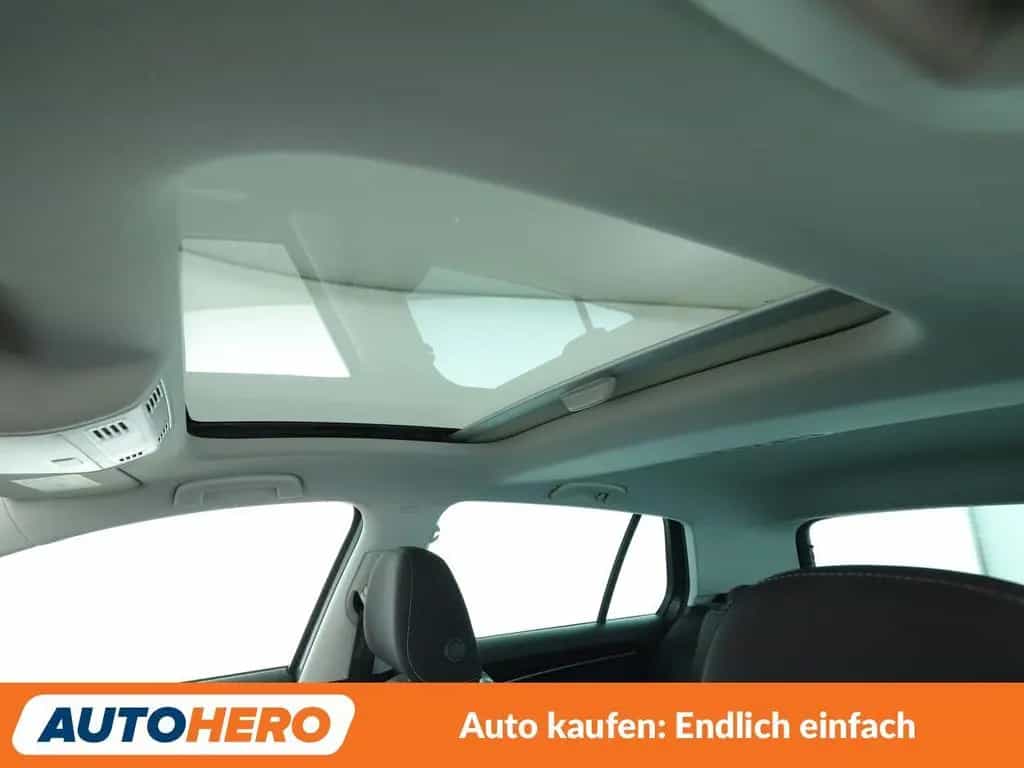 Volkswagen Golf VII 1.5 TSI ACT Highline BlueMotion Tech 12/2017-photo-30