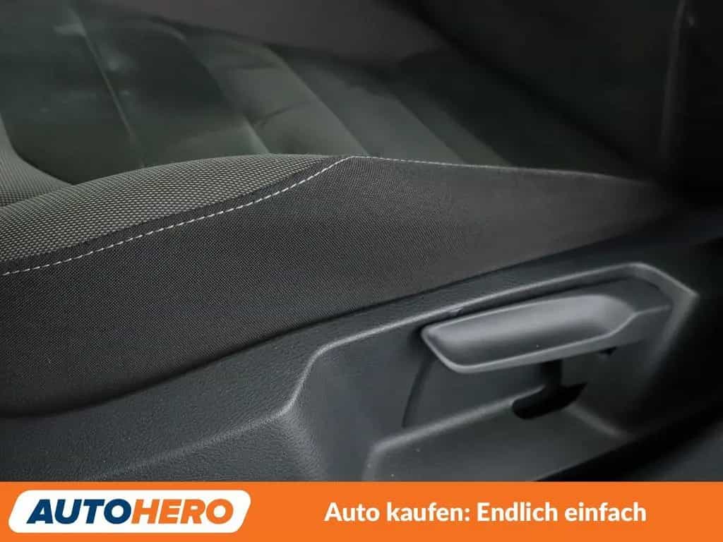 Volkswagen Golf VII 1.5 TSI ACT Highline BlueMotion Tech 12/2017-photo-31