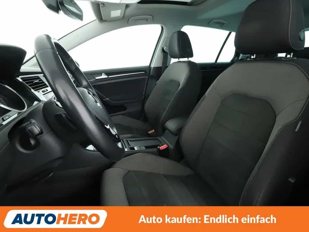 Volkswagen Golf VII 1.5 TSI ACT Highline BlueMotion Tech 12/2017-photo-9