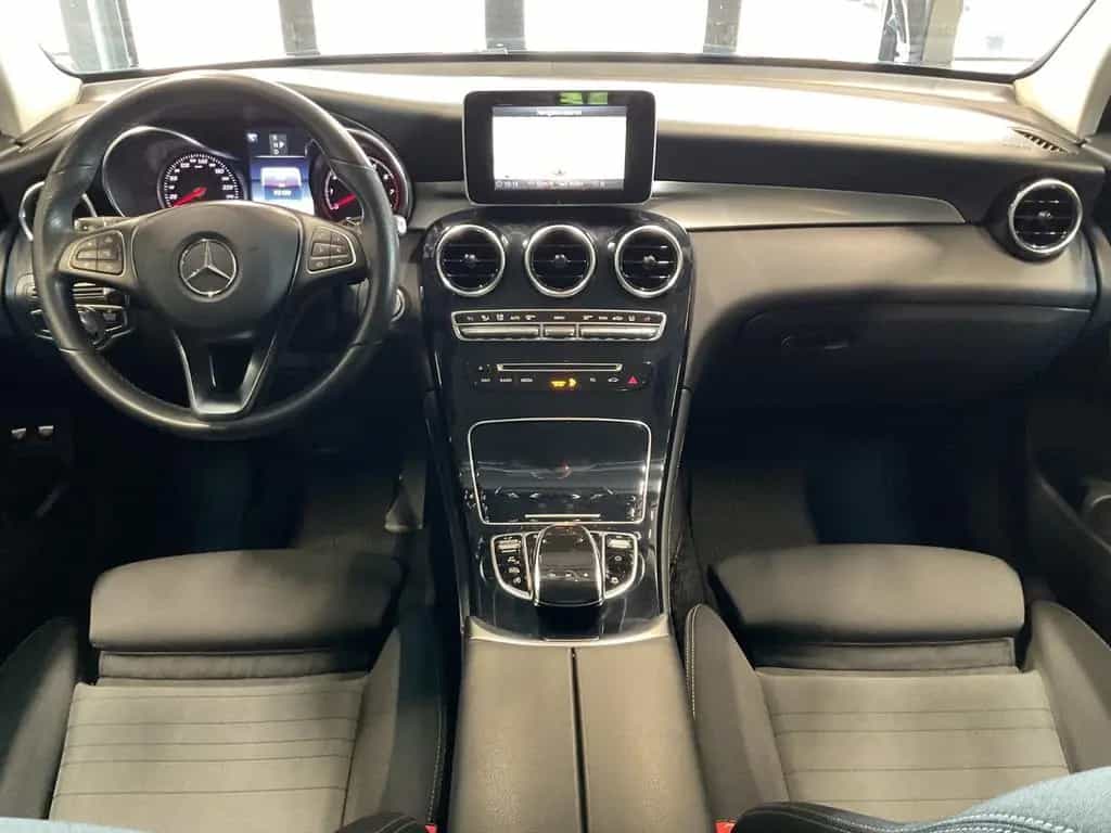 Mercedes-Benz GLC 300 4Matic Exclusive AHK Kamera LED Navi 02/2019-photo-10