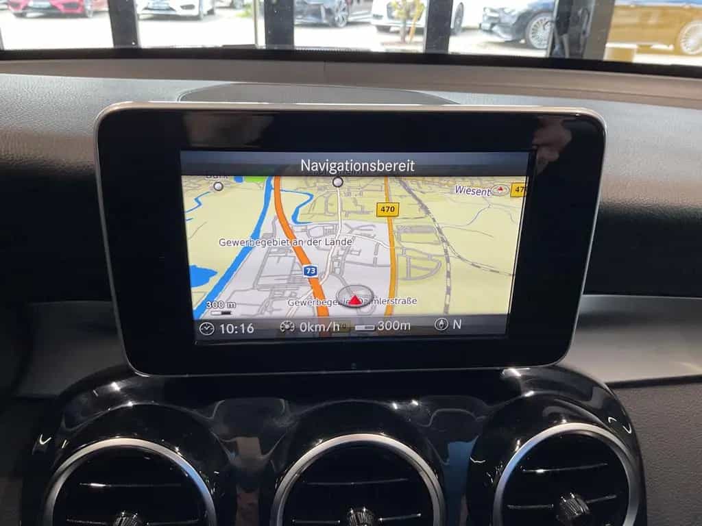 Mercedes-Benz GLC 300 4Matic Exclusive AHK Kamera LED Navi 02/2019-photo-11