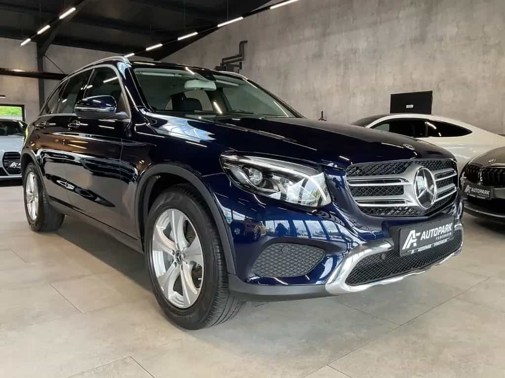 Mercedes-Benz GLC 300 4Matic Exclusive AHK Kamera LED Navi 02/2019-photo-19