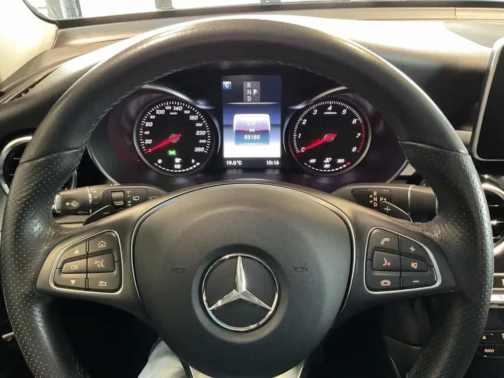 Mercedes-Benz GLC 300 4Matic Exclusive AHK Kamera LED Navi 02/2019-photo-27