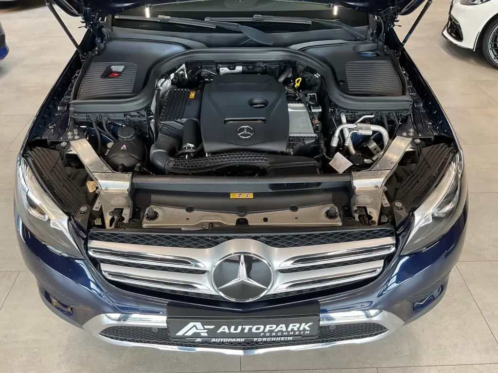 Mercedes-Benz GLC 300 4Matic Exclusive AHK Kamera LED Navi 02/2019-photo-35