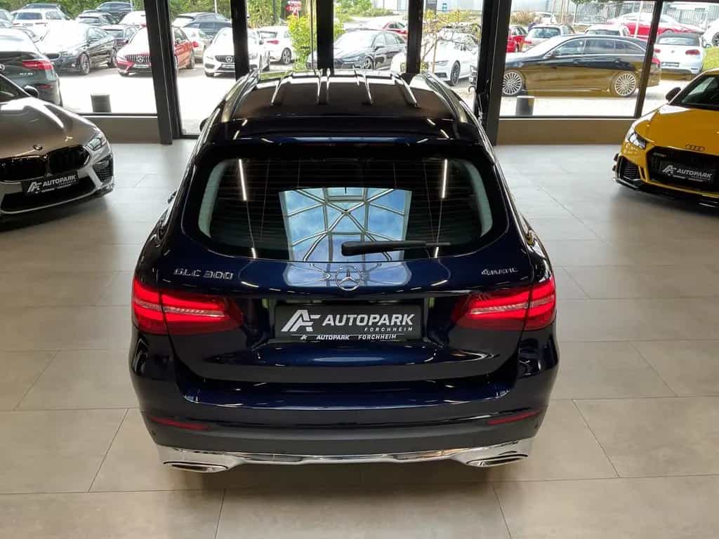 Mercedes-Benz GLC 300 4Matic Exclusive AHK Kamera LED Navi 02/2019-photo-40