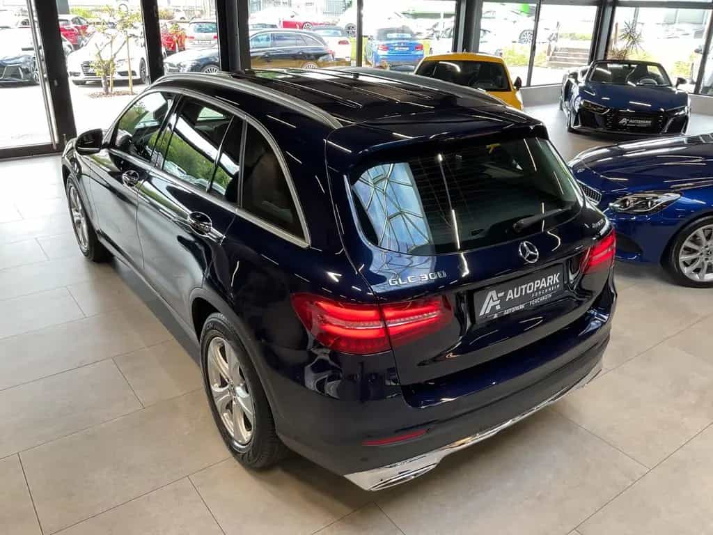 Mercedes-Benz GLC 300 4Matic Exclusive AHK Kamera LED Navi 02/2019-photo-41