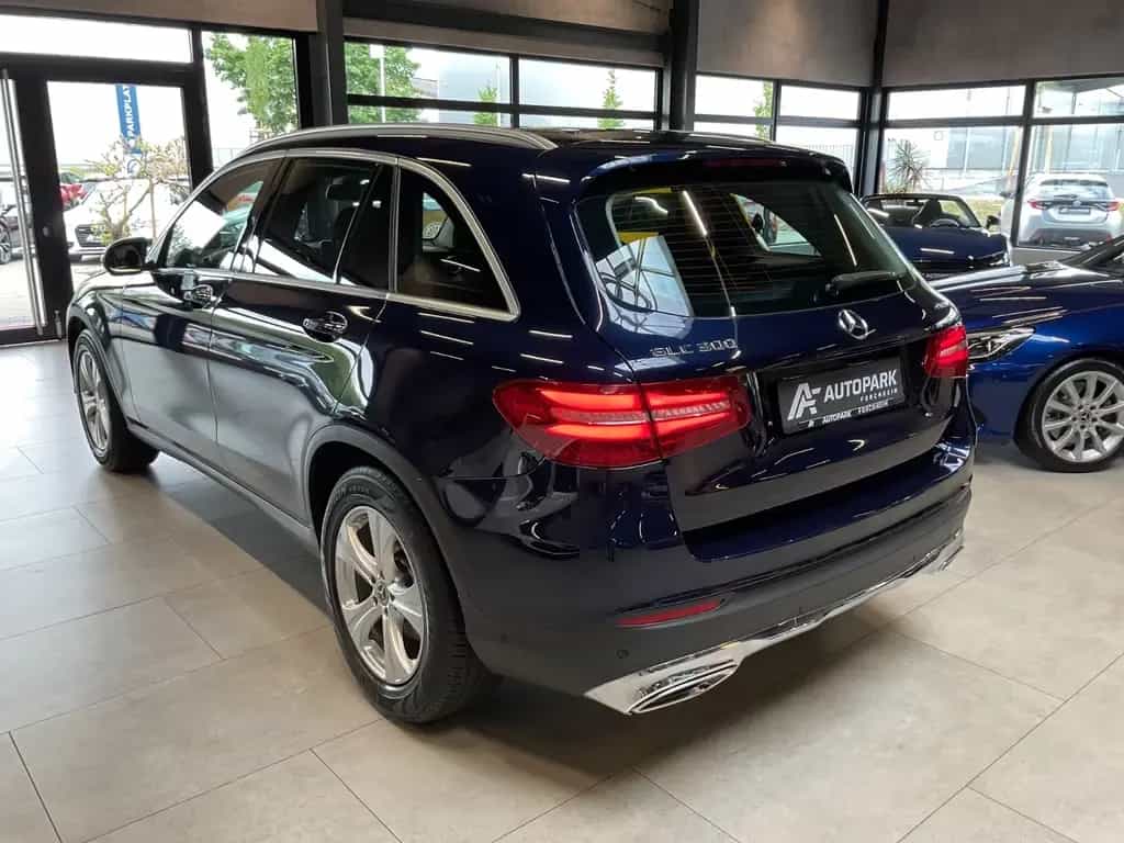 Mercedes-Benz GLC 300 4Matic Exclusive AHK Kamera LED Navi 02/2019-photo-5